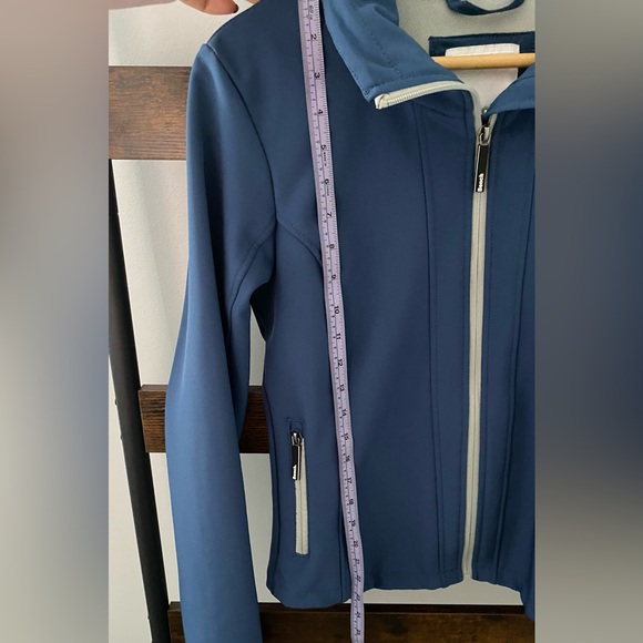 Bench Blue Jacket (measurement’s in pictures) - Picture 6 of 6